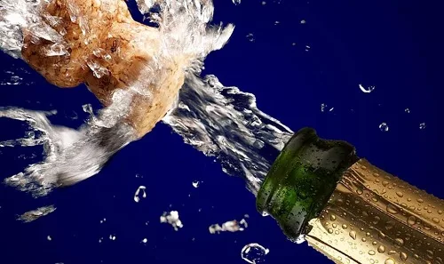 Champagne 2 for New Year’s Eve 2023 at Mac’s Wood Grilled