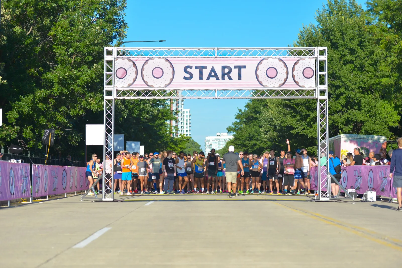 Donut5K2022 54 for Stan's Donuts Race Returns to Soldier Field August 19