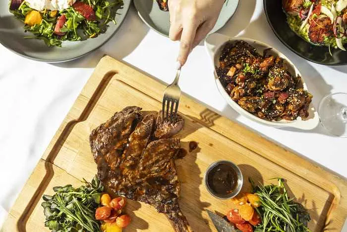 Image for Shula's Steak House Chicago Hosts Culinary Masterpiece Chef's Dinner
