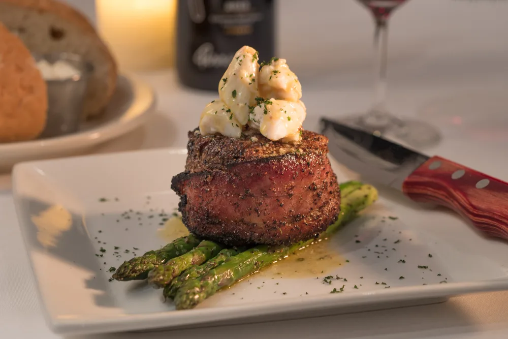 Low Res Perrys Steakhouse 23 for Perry's Steakhouse & Grille Vernon Hills Restaurant Month Offerings