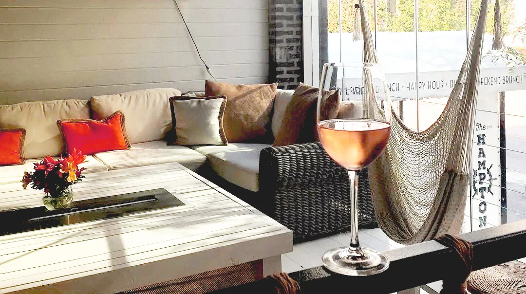 RoseAllDay for Valentine's Day at The Hampton Social