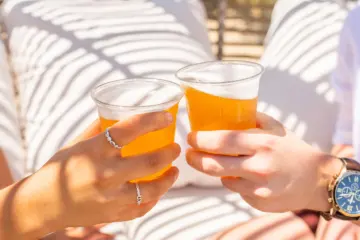 Beer Cb 15 for Chicago Lakefront Destination, Shore Club, Announces Fall Event Lineup