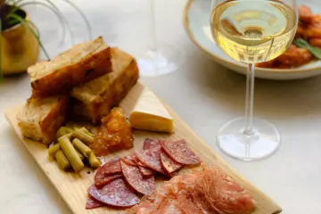 Image for National Wine & Cheese Day at Spiaggia and Cafe Spiaggia July 25th