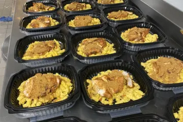 Thumbnail Img 1871 for Chef Lamar Moore and The Fifty/50 Restaurant Group Partner with Chef José Andrés’ World Central Kitchen Feeding Frontline Healthcare Workers
