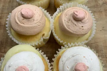 Goddessgrocer 121657325 372397610837380 3903033020139116173 N for The Goddess and Grocer Honors Breast Cancer Awareness Month With Two New Cupcakes