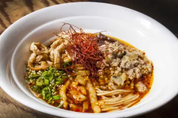 Image for Strings Hosts "Great Chicago Fire Hell Ramen Challenge" Oct. 8