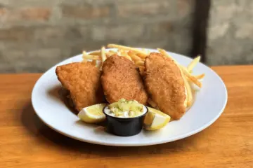 Fish Chips Low Res 2022 for Lenten Fish Fry at Mac’s Wood Grilled