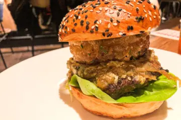 Image for A Celebrity Chef Restaurant Living Up to the Hype: Gordon Ramsay Burger