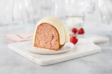 Nb C 4630 Strawberry Slice Flavor Cues for Nothing Bundt Cakes Adds Two New Flavors to Menu