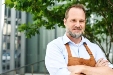 Andrew Graves 2 for LIVA at Chicago Winery to Host a Wine Pairing Dinner on April 20