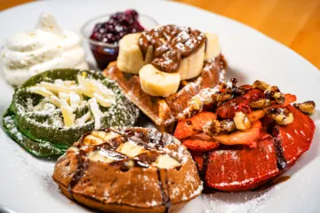 Chicago Waffles 2 for Chicago Waffles Expands to Two New Suburban Locations