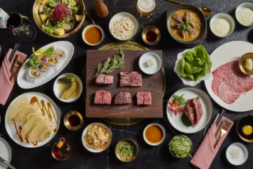 Holuneil Burger202310 for HOLU Extends Chicago Restaurant Week Menu Until February 11th