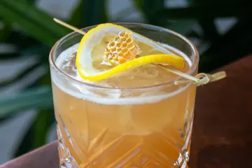 Bee Sting Cocktail Fall 2024 for Flight Club Chicago Unveils New Cocktail Menu