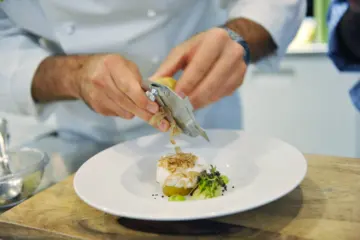 Shaving Truffles for Italian Culinary Luminaries Join American All Star Chefs for the Second Annual Identitá Chicago This Fall