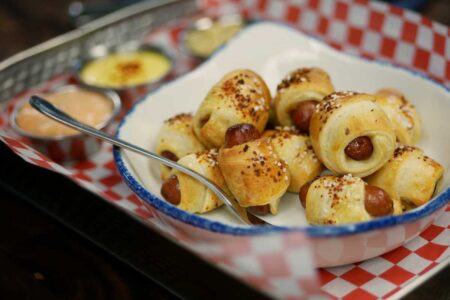 Image for Soon To Open City Hall Presents Bar Food For The People