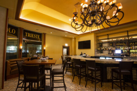 Image for Carlucci Chicago is Celebrating the Lifting of Mask Mandates with Complimentary Wine