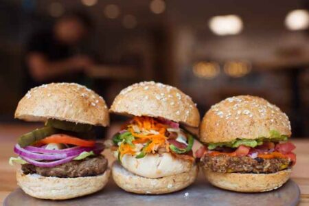 Burgers B Good for Farm to Table Restaurant, B.GOOD, Enters Chicagoland with Trio of Store Openings