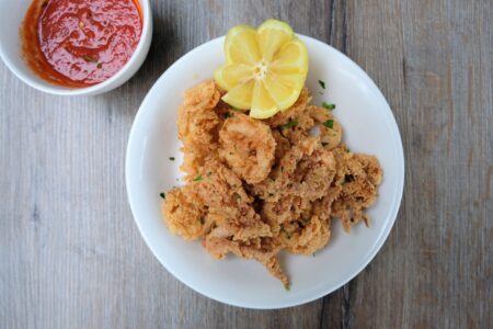 Calamari for Robert's Pizza Announces Daily Happy Hour + Donating a Pizza for Every Pie Sold on Pizza Day, February 9th
