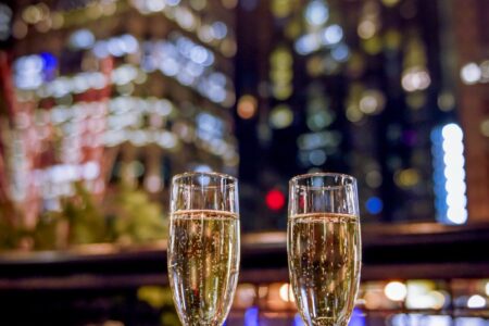 Champagne Dsc2414 for Celebrate New Year's Eve with River Views