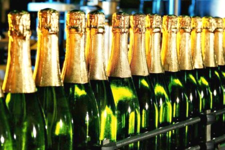 HutchChampange for Free Bottle Champagne at Hutch During Sunday's Oscars