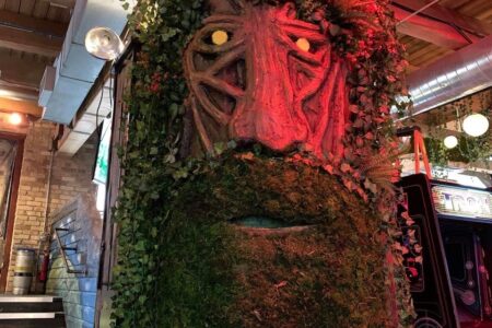 Lotr 4 for Replay Lincoln Park Hosts One Pop Up To Rule Them All This February