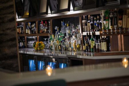 Lobby Bar 0258 for Staytion Market & Bar Continues Fall Season with "Celebrate the Neighborhood" Events This November