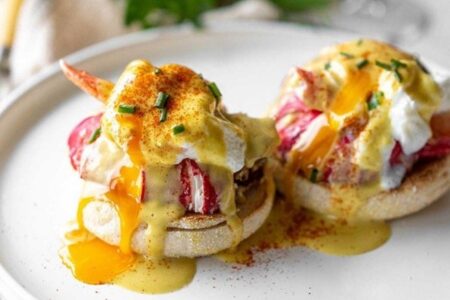 Lobster Benedict for CheSa’s Bistro & Bar Brunch Specials for Mother’s Day with Live DJ Music