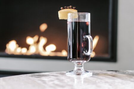 Mulled Wine2 Zbar Photo By Jess Paro for Explore Mulled Wine, Vodka & More In Z Bar's Monthly Wanderlust Cocktail Class Series