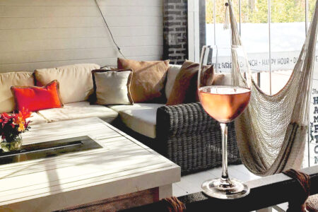 RoseAllDay for Valentine's Day at The Hampton Social