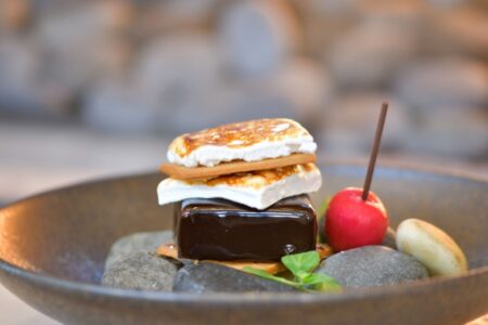 Travelle Smores for Celebrate National S'mores Day at Travelle at The Langham