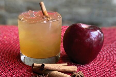 Apple Mule Two Edited for Mac’s Wood Grilled is Open Christmas Night