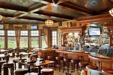 Image for Porters Pub in Elgin is Closing with a Bang!