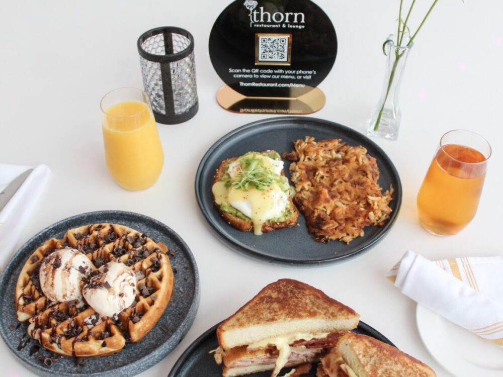 Image for Pamper Your Mom this Mother's Day at These Chicago Food and Beverage Destinations