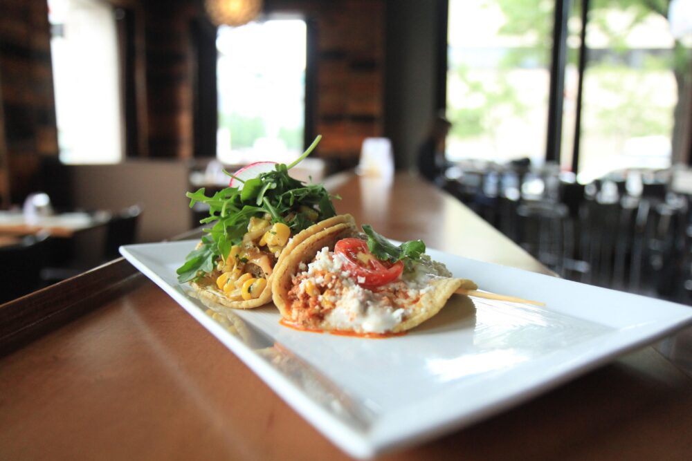 Food 133 for Chicago Craft Beer Week at más