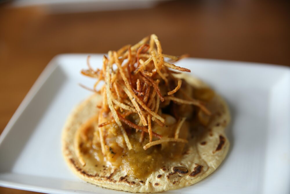 Food 310 for Dine to Donate at más!