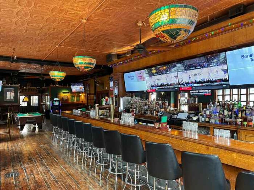 Image for Mardi Gras and Fat Tuesday Offerings Throughout Chicago