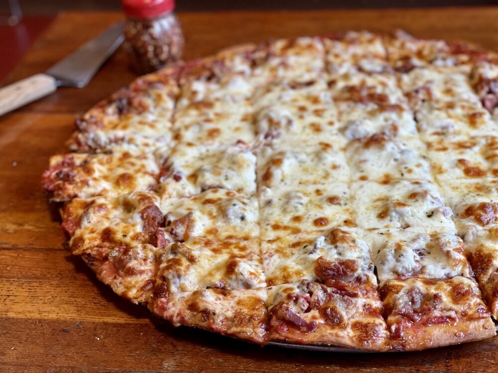 Bartolis Thin 3 for Chicago, Get Ready for the Super Bowl with Catering, Watch Parties and Game Day Snacks Courtesy of Your Favorite Restaurants and Bars