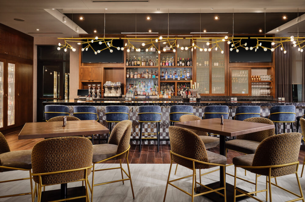 Chizf Oaken Lounge 1 for Valentine's Day Offerings from Chicago Restaurants