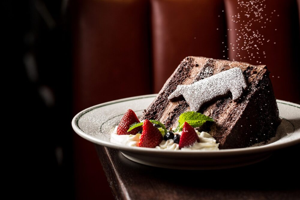 Indulge in a gourmet dinner for two at Smith & Wollensky Chicago. (Courtesy of Smith & Wollensky) for Valentine's Day Dining and Carryout Specials Around the City