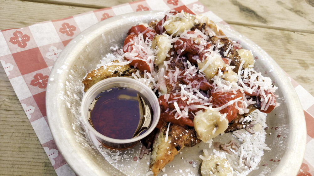 Dive Bar Brunch Web 17 of 19 for Dive Bar Launches Sunday Brunch Service