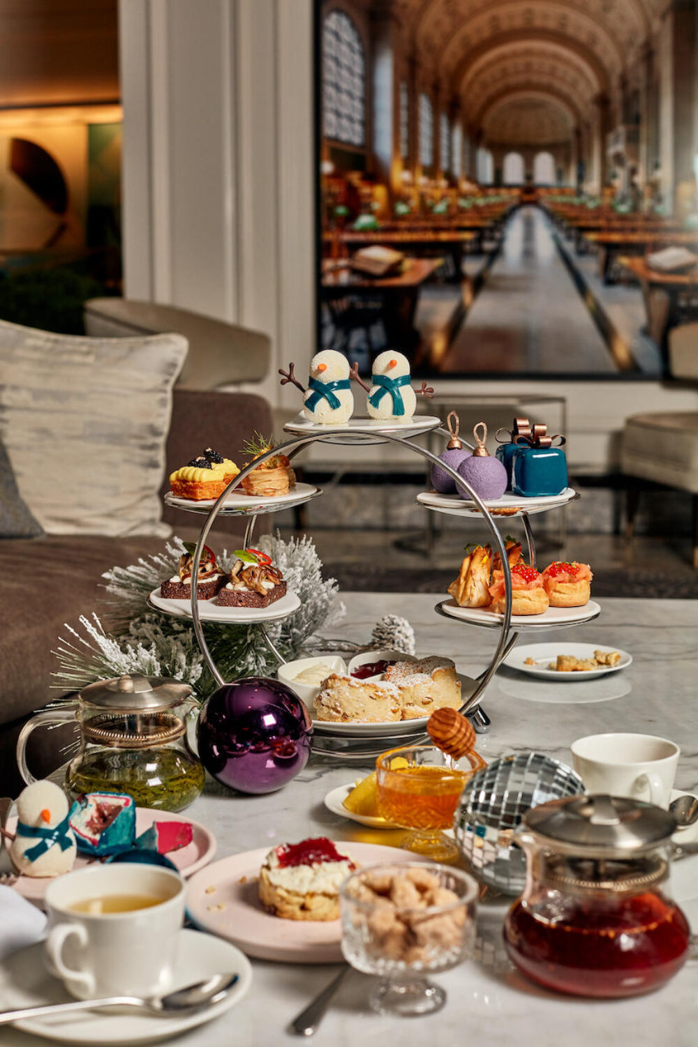 Festive Tea for 2023 Holiday Specials and Festivities In and Around Chicago