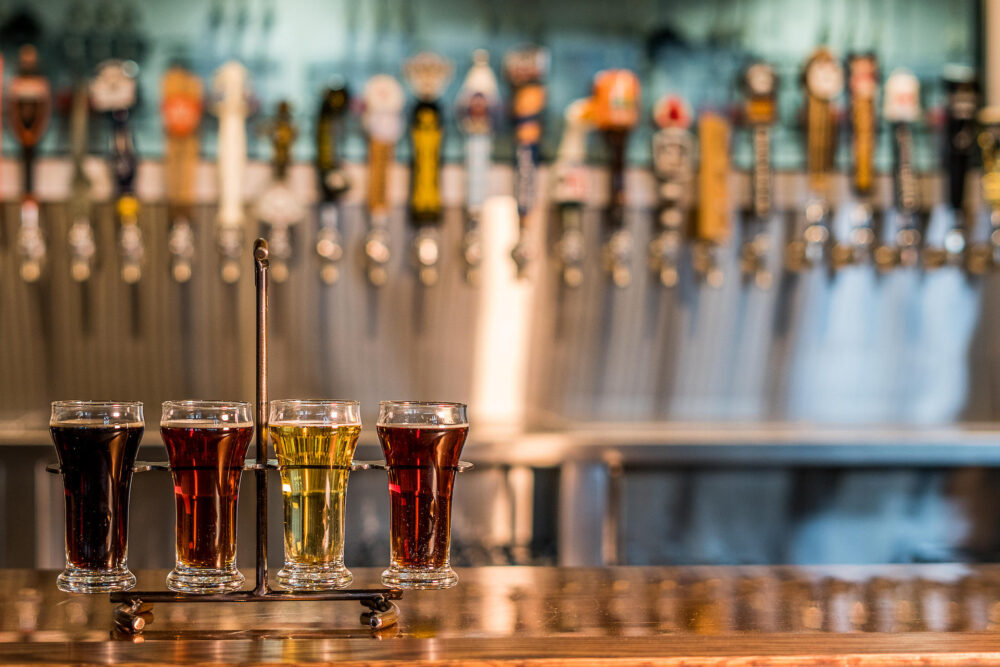 Flight for Chicago Restaurants and Bars Show Support for International Women's Day