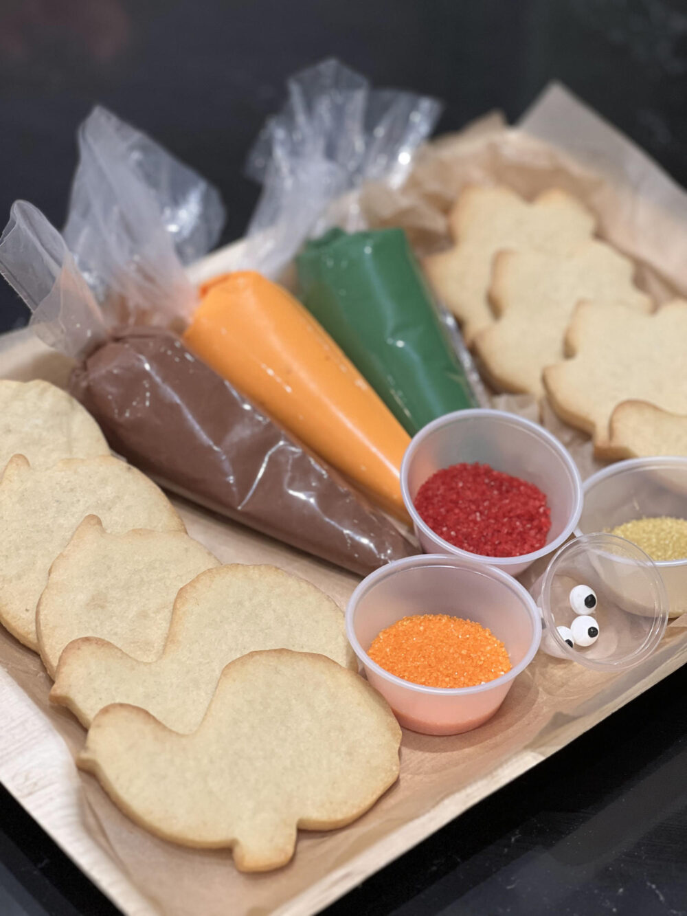 Verzênay Chicago offers a beautiful holiday cookie decorating kit for $17. Photo credit Verzênay