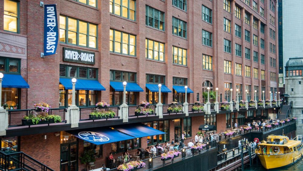 River Roast Patio for Top Places to Dine al Fresco this Summer in Chicago
