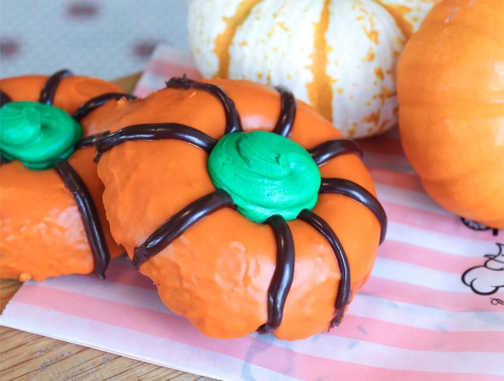 The Lil' Pumpkin donut (Photo courtesy of Stan's Donuts and Coffee) for Halloween Parties & Events in Chicagoland