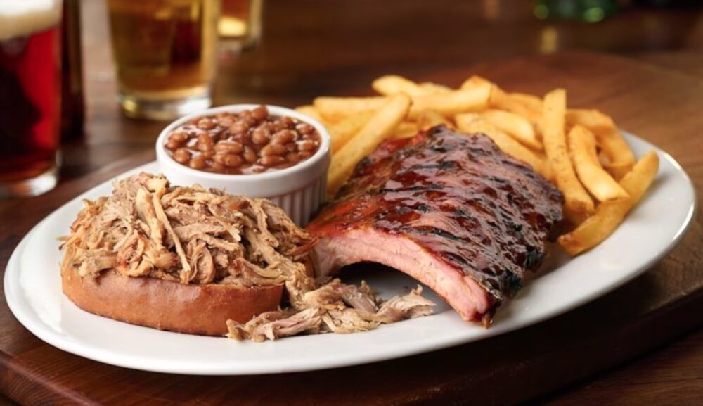 Craving BBQ? Smokey Bones has you covered with all the best barbecue classics. (Photo courtesy of Kitchen United Mix) for CFM Asks: Atul Sood, Chief Business Officer of Kitchen United Mix, a Ghost Kitchen That's Meant to be Seen