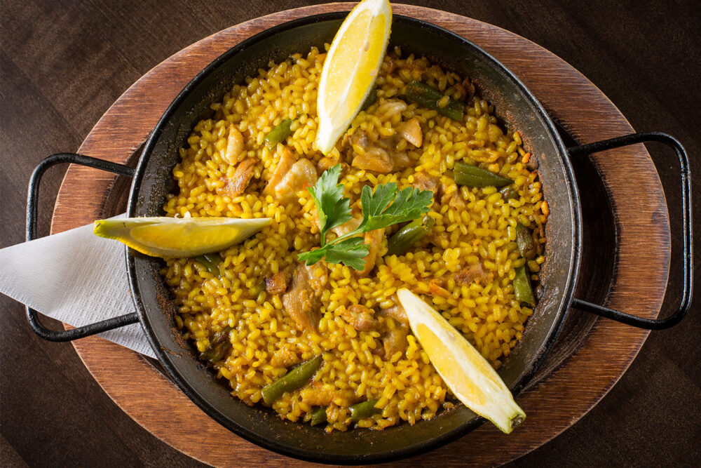 black bull 0000 Paella Valenciana 1 for National Spanish Paella Week at Black Bull