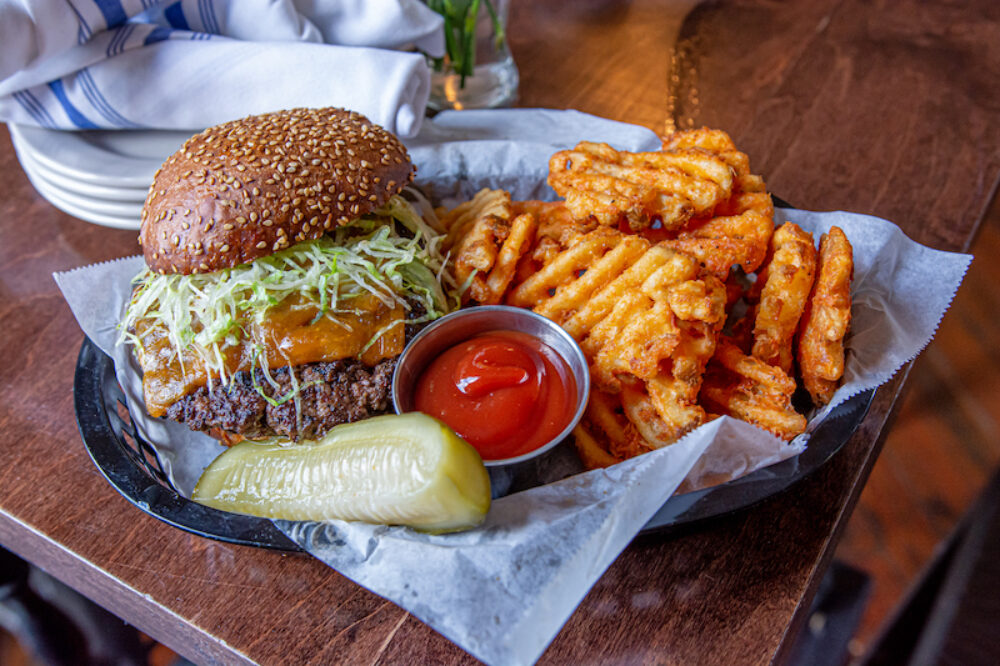 Burger5 for Where to Grab Food & Drinks Before, During and After Lollapalooza