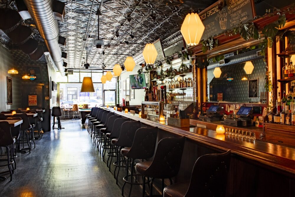 Easybar 013 for Restaurants Honoring International Women's Day and Women's History Month Throughout Chicago