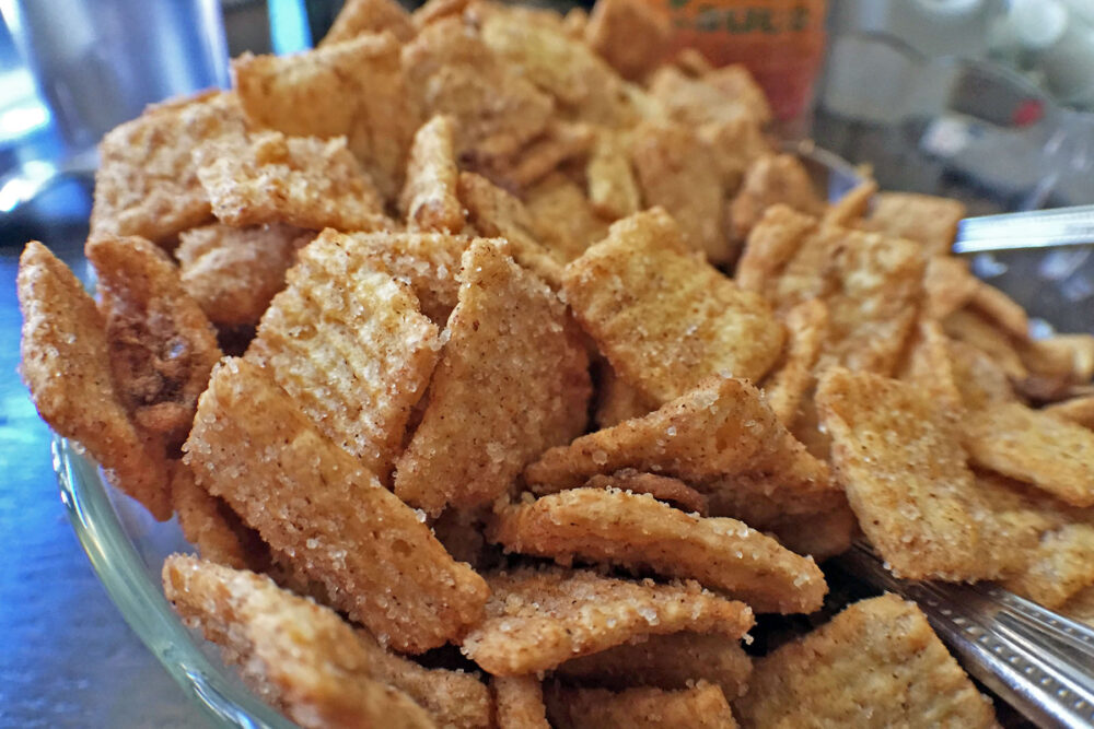 Cocoa Puffs and Cinnamon Toast Crunch. Score! for Fahlstrom's Fresh Seafood Market Brings Brunch Classics to Lakeview